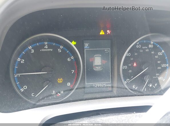 JTMZFREV6HJ709570 2017 TOYOTA RAV4 Белый Вид задних сидений