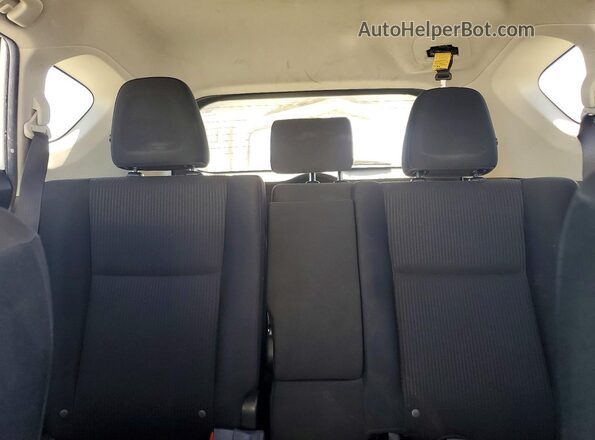 JTMZFREV7HJ100827 2017 TOYOTA RAV4 White Vista de los asientos traseros