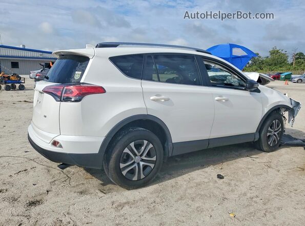 JTMZFREV7JD109970 2018 TOYOTA RAV4 White 