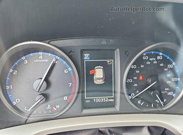 JTMZFREV7JJ159074 2018 TOYOTA RAV4 Gray ხელსაწყოთა პანელის ხედი