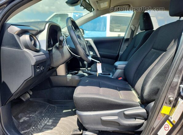 JTMZFREV7JJ159074 2018 TOYOTA RAV4 Gray წინა სალონის ხედი