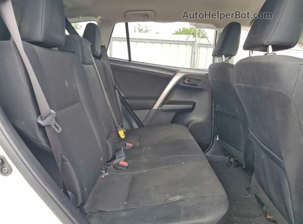 JTMZFREV7JJ196271 2018 TOYOTA RAV4 White 