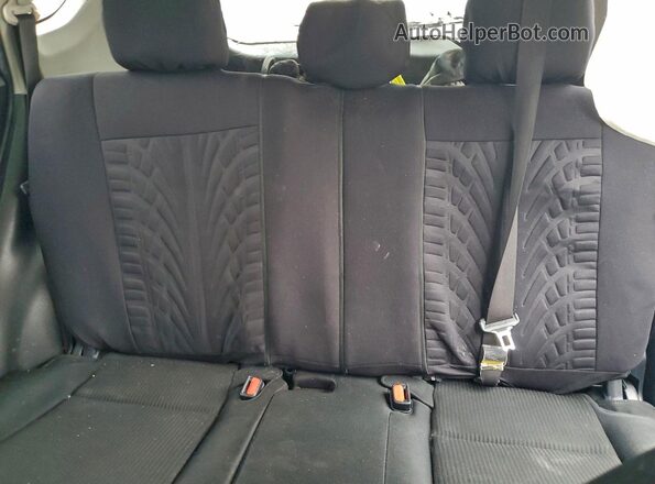 JTMZFREV9JJ185580 2018 TOYOTA RAV4 Gray Հետևի նստատեղերի տեսք