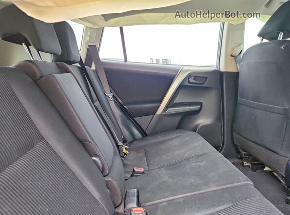 JTMZFREV9JJ207125 2018 TOYOTA RAV4 Gray Вид задньої частини салону