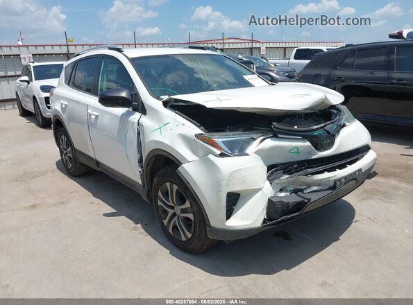 JTMZFREVXGJ096724 2016 TOYOTA RAV4 White 