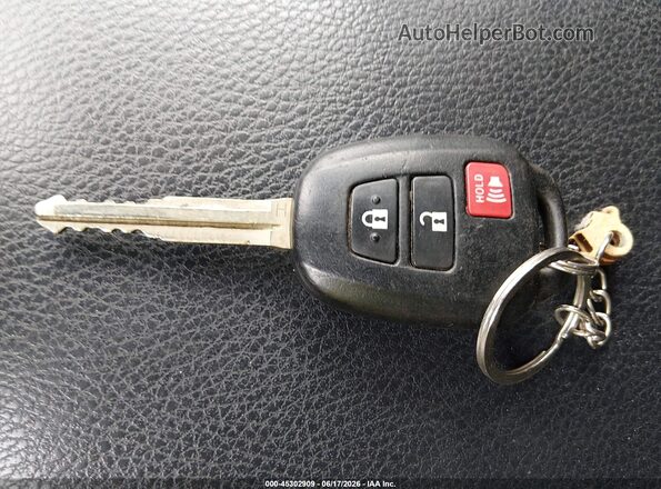 JTMZFREVXHJ129951 2017 TOYOTA RAV4 Gray Вид панелі приладів