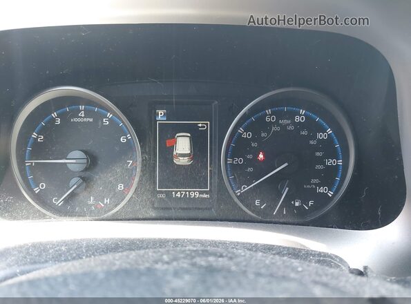 JTMZFREVXJJ745736 2018 TOYOTA RAV4 White Вид задніх сидінь