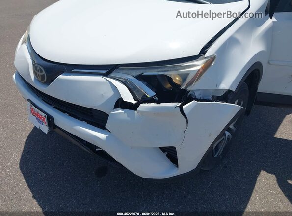 JTMZFREVXJJ745736 2018 TOYOTA RAV4 White Вид спереду