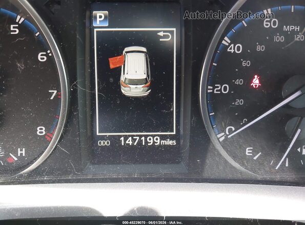 JTMZFREVXJJ745736 2018 TOYOTA RAV4 White 