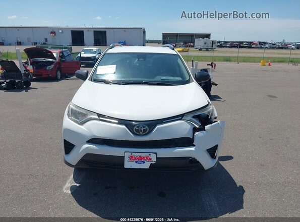 JTMZFREVXJJ745736 2018 TOYOTA RAV4 White Вид задньої частини салону