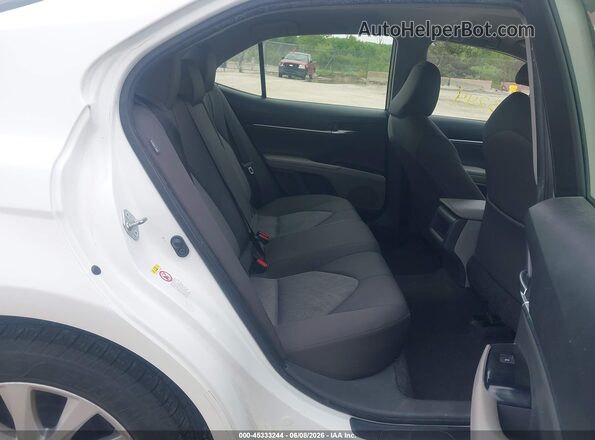 JTNB11HK5J3016370 2018 TOYOTA CAMRY White Vista de la etiqueta del VIN