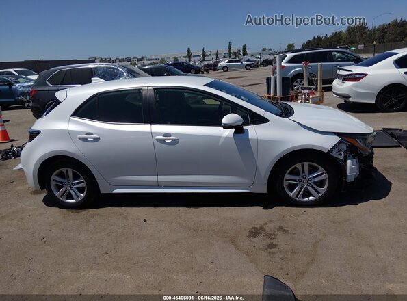 JTND4MBE6M3120102 2021 TOYOTA COROLLA White 360 interior view