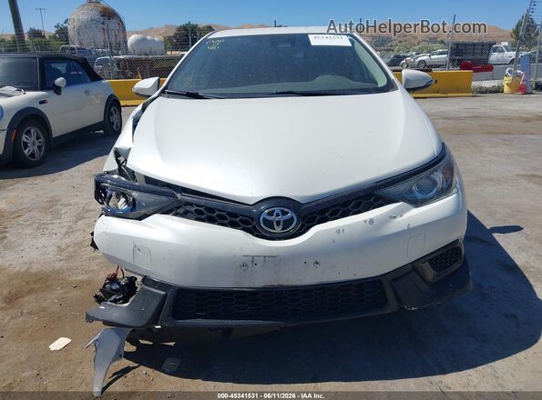 JTNKARJEXJJ557719 2018 TOYOTA COROLLA IM Белый Вид щитка приборов