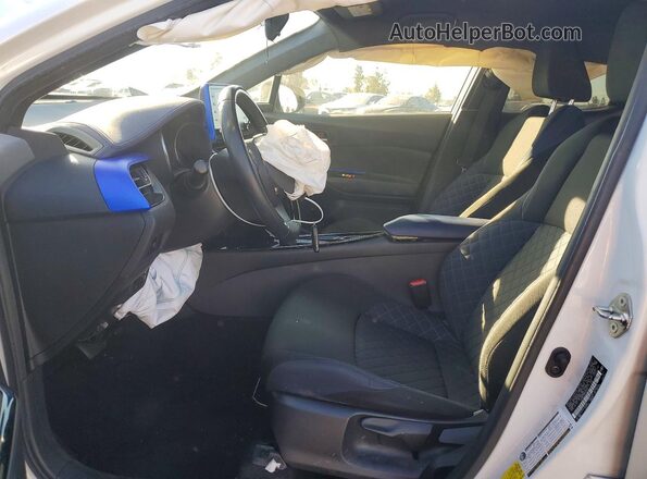 JTNKHMBX2M1111342 2021 TOYOTA C-HR White 