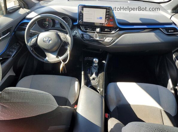JTNKHMBX4K1056910 2019 TOYOTA C-HR White Առջևի վահանակի տեսք