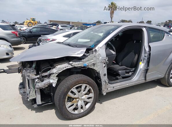 JTNKHMBX6L1073497 2020 TOYOTA C-HR Silver Front view