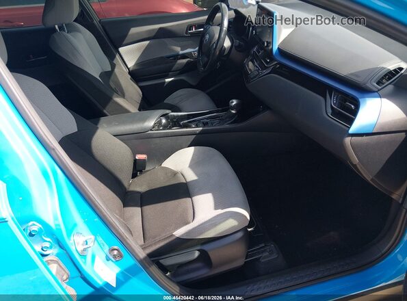 JTNKHMBX7K1054147 2019 TOYOTA C-HR Blue Vista interior delantera