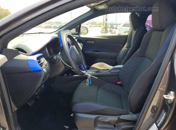 JTNKHMBX8M1113144 2021 TOYOTA C-HR Серый 
