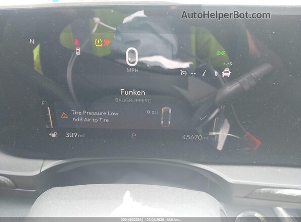 KL47LAE23RB026089 2024 BUICK OTHER White Widok tylnych siedzeń