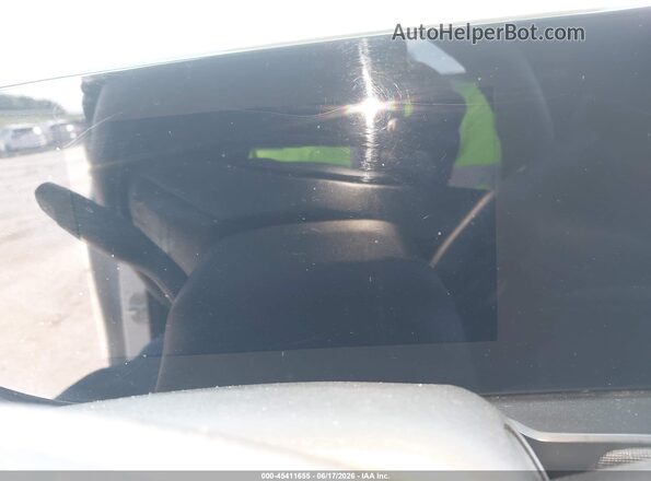 KL47LAE23RB026982 2024 BUICK OTHER White Вид задніх сидінь