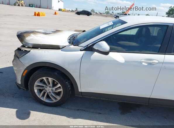 KL47LAE23RB026982 2024 BUICK OTHER White Вид щитка приладів