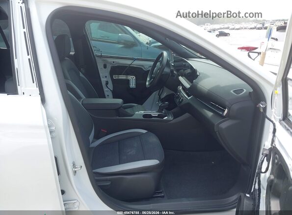 KL47LAE23RB114964 2024 BUICK OTHER Белый Вид салона спереди