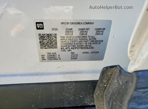 KL47LAEP2TB056235 2026 BUICK OTHER White VIN կոդի պիտակի տեսք