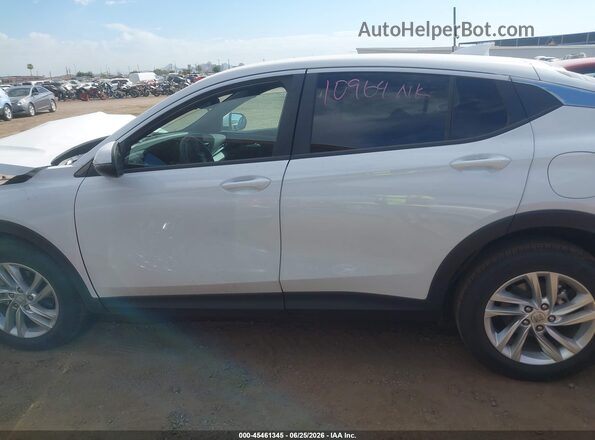 KL47LAEP3TB090216 2026 BUICK OTHER White Rear interior view