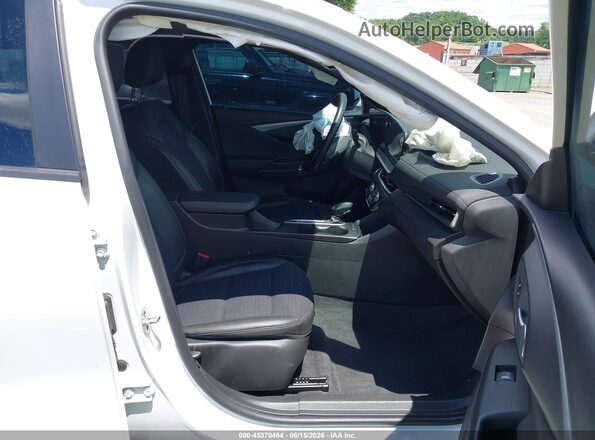 KL47LAEP4SB137025 2025 BUICK OTHER White Widok wnętrza z przodu