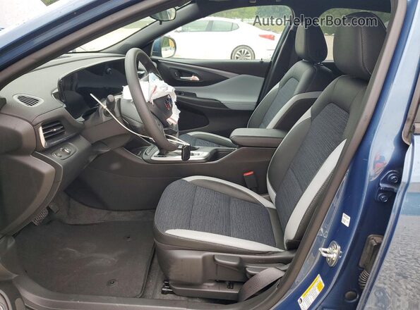 KL47LAEP9SB104327 2025 BUICK OTHER Blue Vista interior delantera