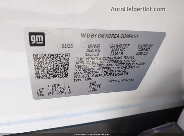 KL47LAEP9SB180436 2025 BUICK OTHER White Вид підкапотного простору