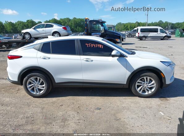 KL47LAEP9SB180436 2025 BUICK OTHER White Вид задньої частини салону