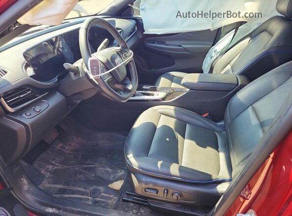 KL47LBE20RB087387 2024 BUICK OTHER Red Вид салону спереду