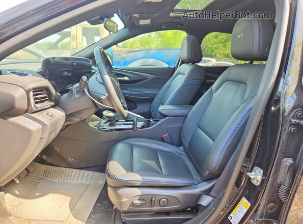 KL47LBE24RB224914 2024 BUICK OTHER Black Front interior view
