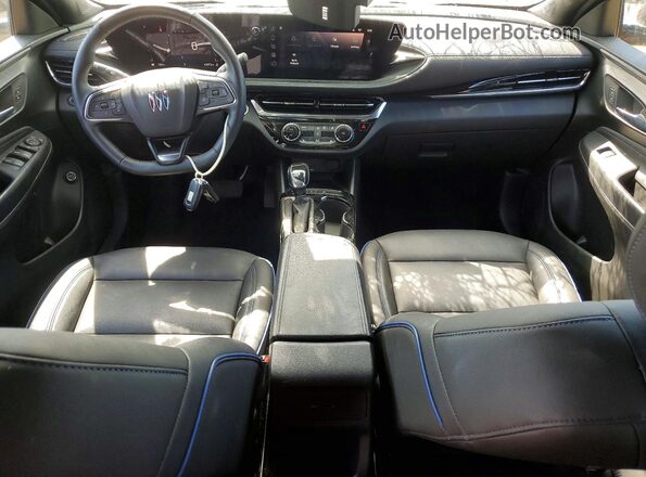 KL47LBE2XRB035197 2024 BUICK OTHER Orange Dashboard view