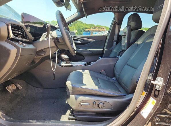 KL47LBEP2SB034367 2025 BUICK OTHER Black Vista interior delantera