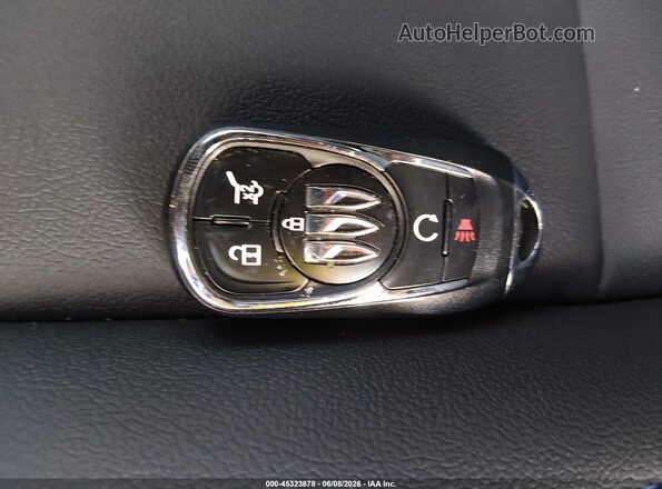 KL47LBEP7TB084263 2026 BUICK OTHER White Dashboard view