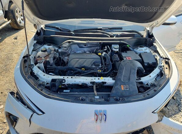 KL47LCE23RB169359 2024 BUICK OTHER White Vista interior trasera