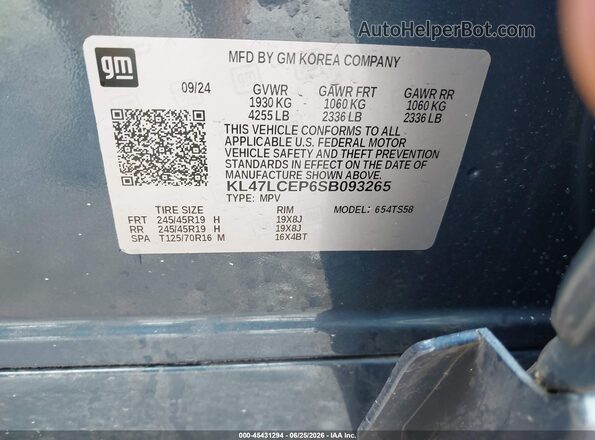 KL47LCEP6SB093265 2025 BUICK OTHER Blue Widok komory silnika