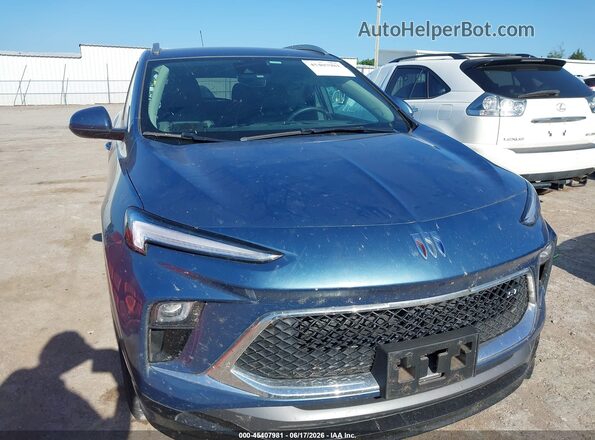 KL4AMESL2SB020751 2025 BUICK ENCORE Синий Вид щитка приборов