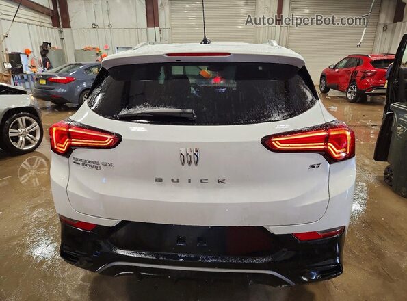 KL4AMESL6RB206934 2024 BUICK ENCORE White Vista trasera