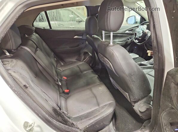 KL4AMESL6RB206934 2024 BUICK ENCORE White Vista interior trasera