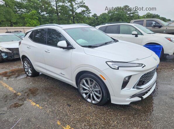 KL4AMFSL8RB019281 2024 BUICK ENCORE Белый Передняя правая четверть