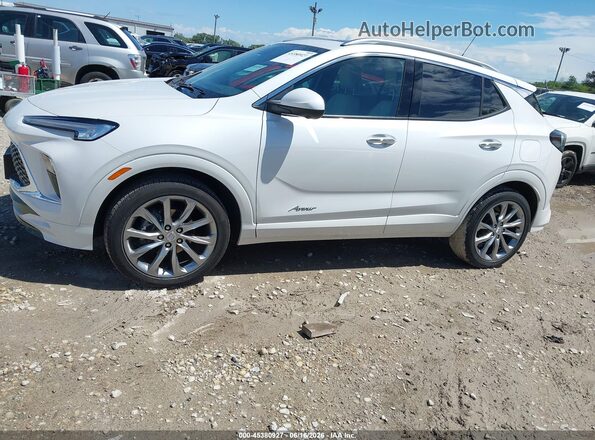 KL4AMGSL5RB215734 2024 BUICK ENCORE White Vista interior de 360 grados
