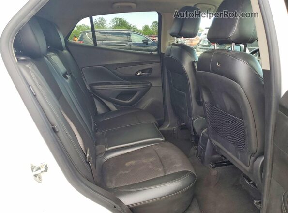 KL4CJ1SB0KB788200 2019 BUICK ENCORE White Widok wnętrza z tyłu