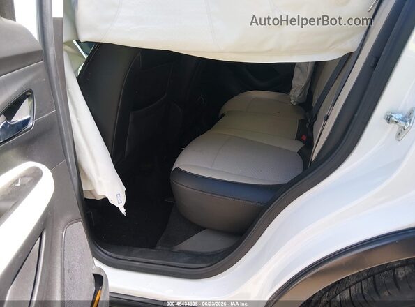 KL4CJ1SB5JB685496 2018 BUICK ENCORE White Вид наклейки з VIN-кодом