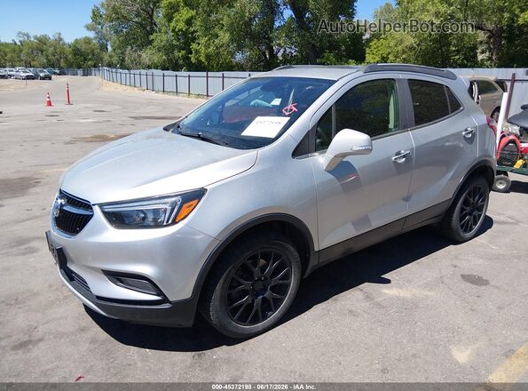 KL4CJ2SB0KB714216 2019 BUICK ENCORE Silver Vista tres cuartos delantera izquierda