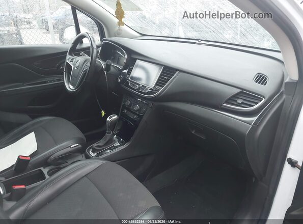 KL4CJ3SB8JB640015 2018 BUICK ENCORE White Widok wnętrza z przodu