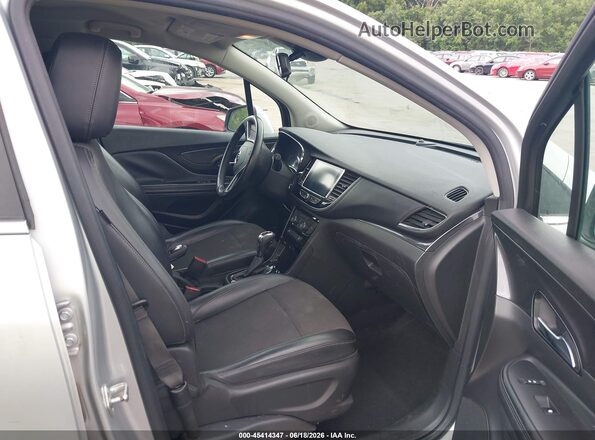 KL4CJASB0LB020511 2020 BUICK ENCORE Silver წინა სალონის ხედი