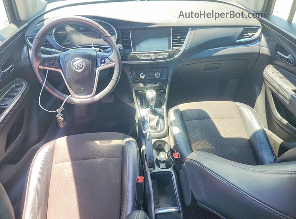 KL4CJASB1LB340274 2020 BUICK ENCORE Белый Вид панели приборов